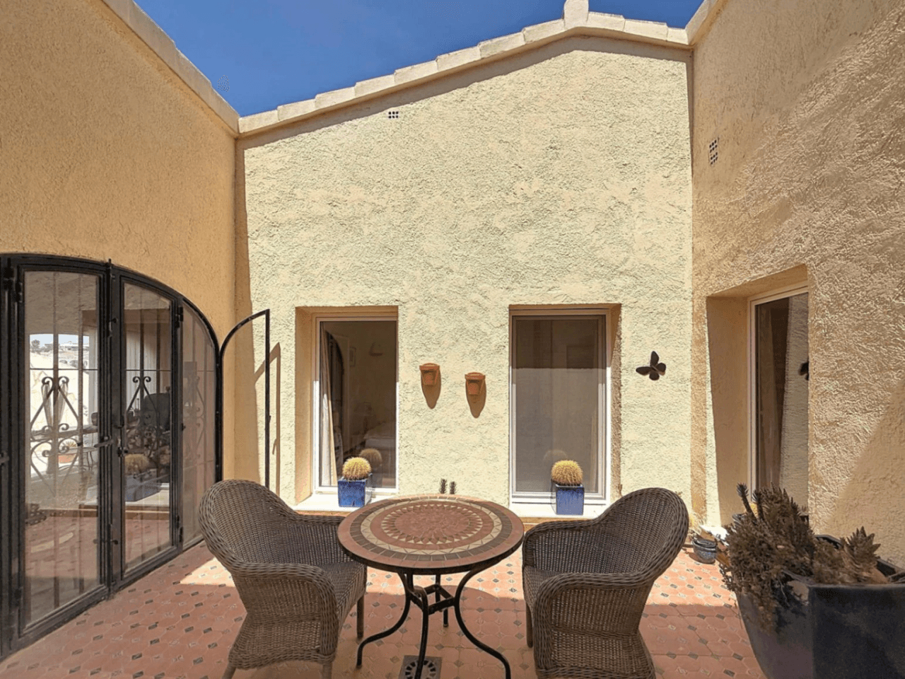 Villa in residential Magnolias, Cumbre del Sol, Costa Blanca North.