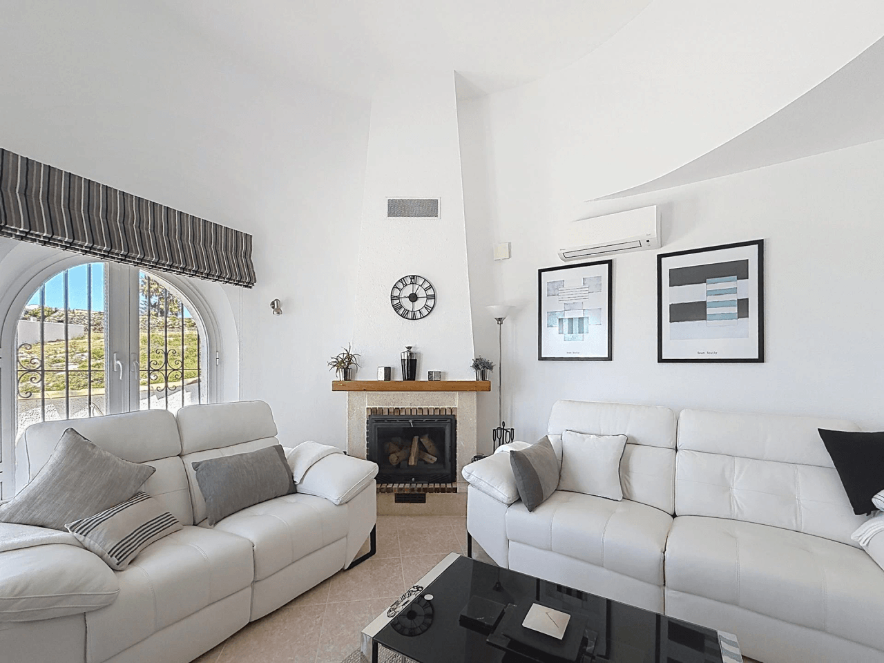 Independent villa with sea views and heated pool Kalmias Cumbre del Sol Costa Blanca North