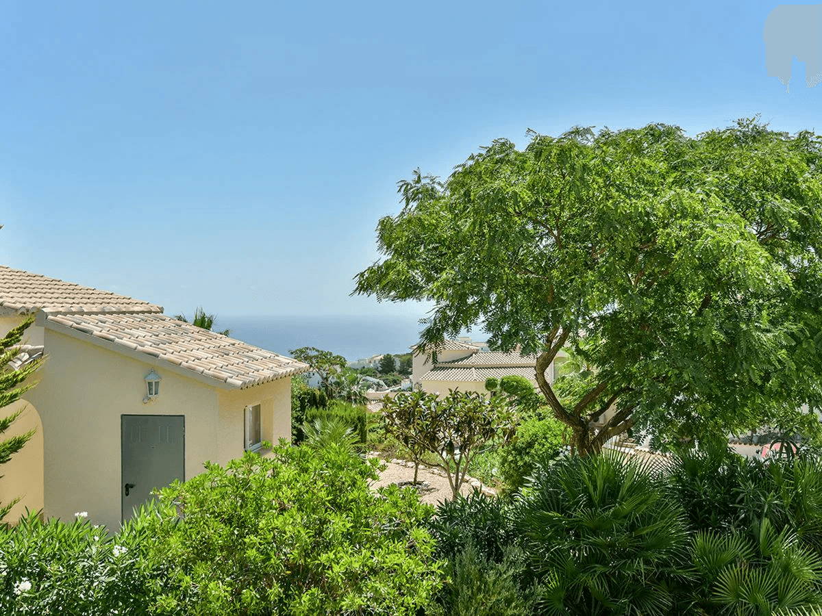 Villa in residential Magnolias, Cumbre del Sol, Costa Blanca North.