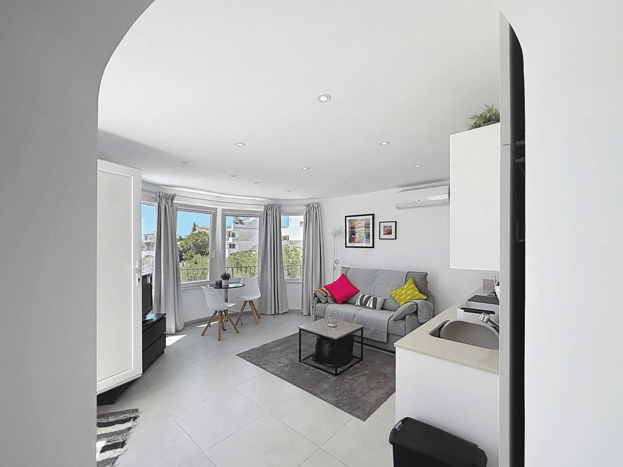 Independent villa with sea views and heated pool Kalmias Cumbre del Sol Costa Blanca North