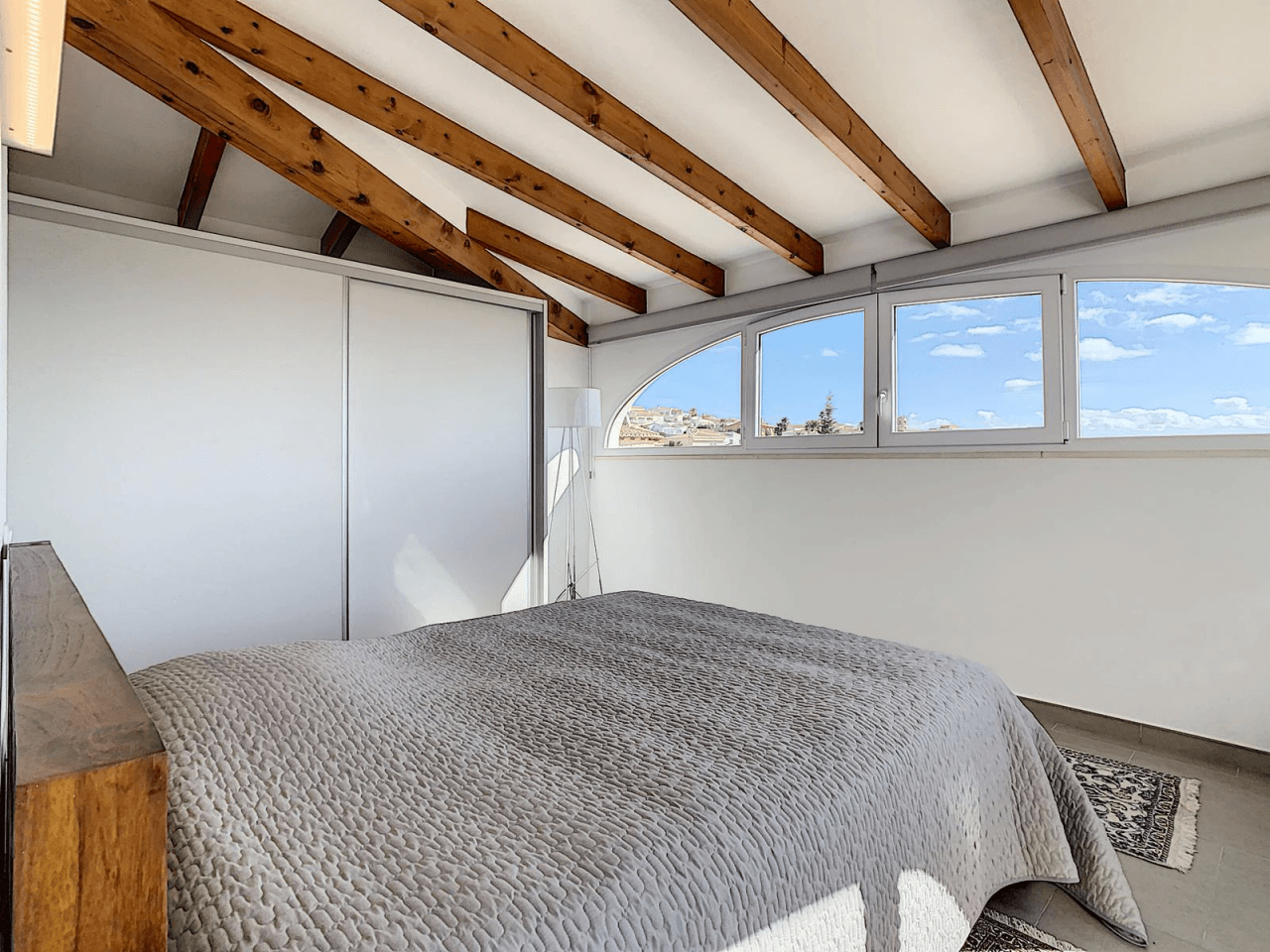 Cumbre del Sol villa renovated with sea views