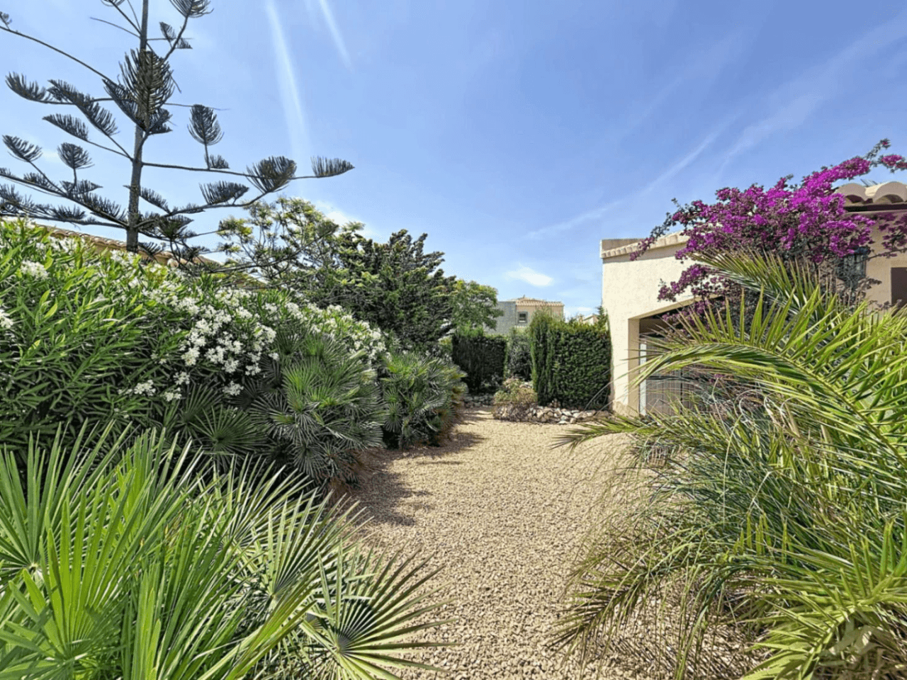 Villa in residential Magnolias, Cumbre del Sol, Costa Blanca North.