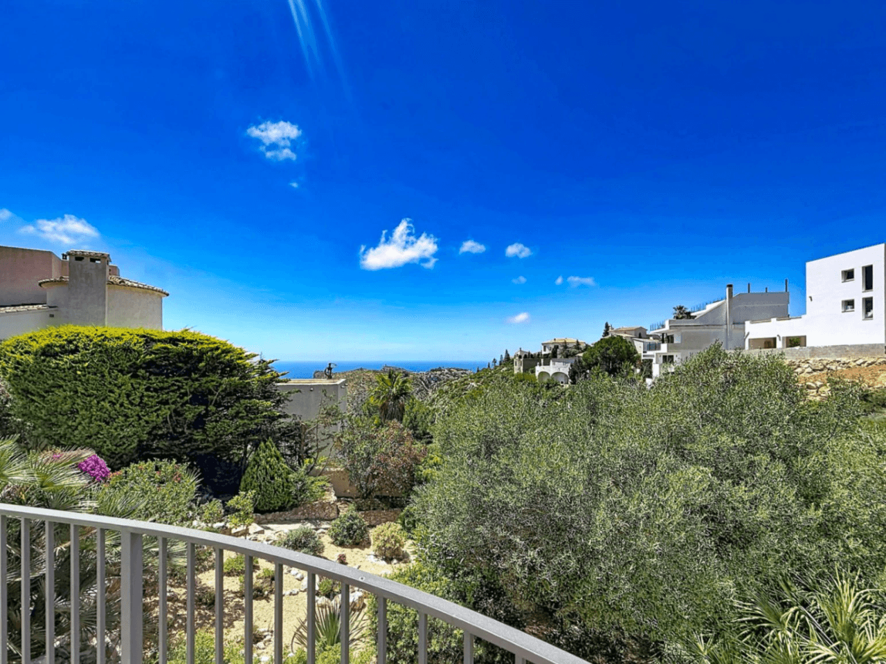 Independent villa with sea views and heated pool Kalmias Cumbre del Sol Costa Blanca North