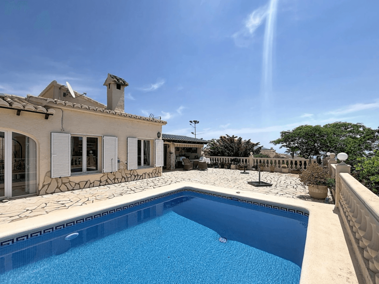 Villa in residential Magnolias, Cumbre del Sol, Costa Blanca North.