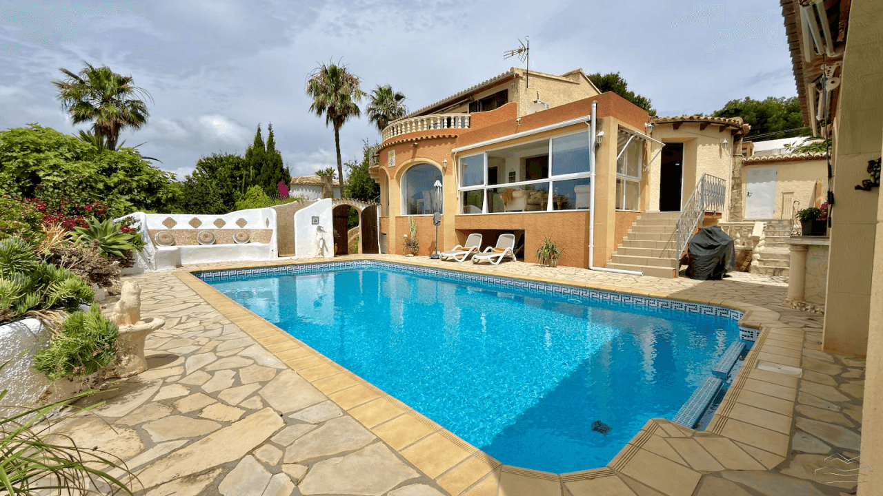Villa te koop met indrukwekkend uitzicht op zee - Balkon aan Zee - Javea