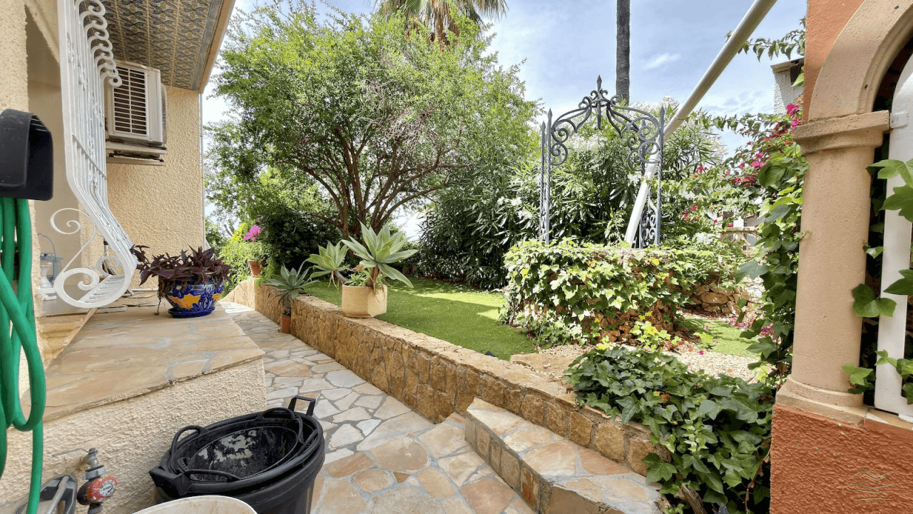 Villa te koop met indrukwekkend uitzicht op zee - Balkon aan Zee - Javea