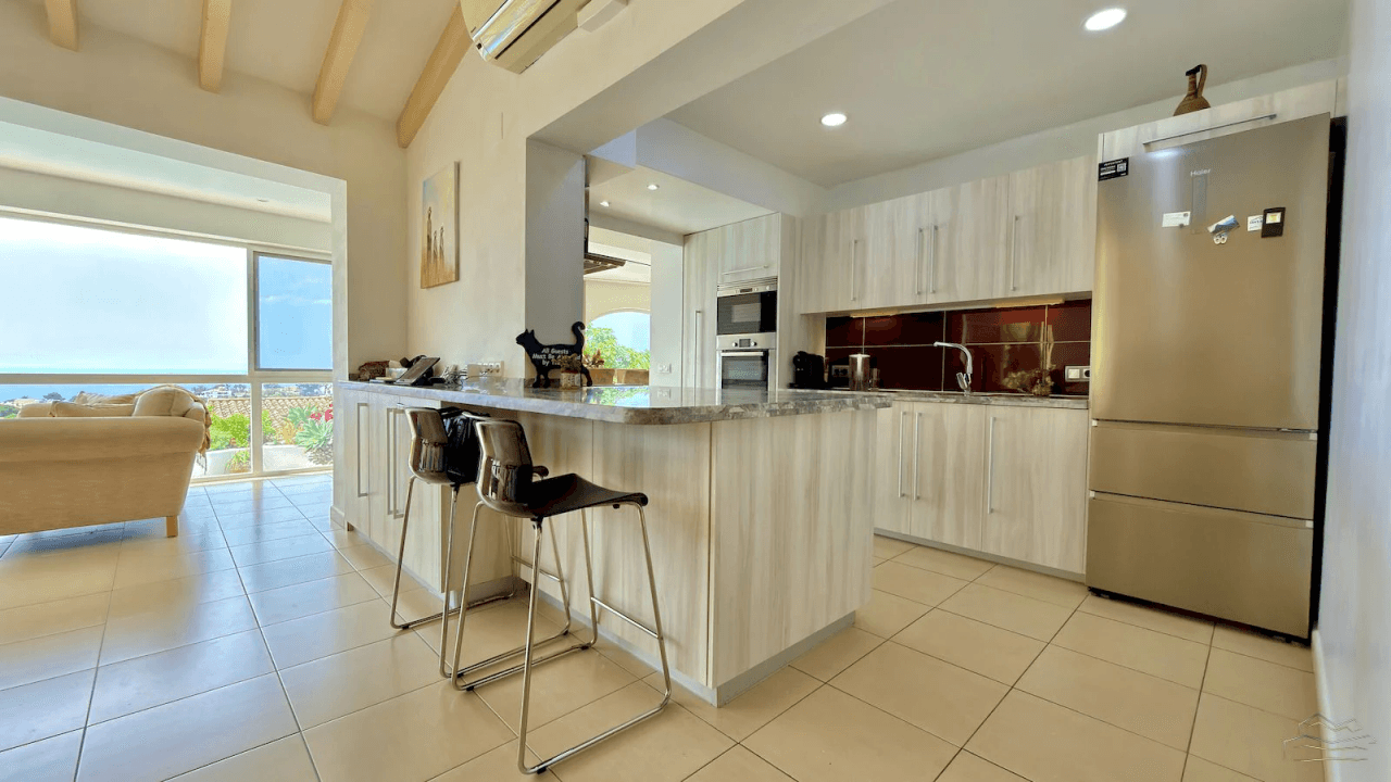 Villa te koop met indrukwekkend uitzicht op zee - Balkon aan Zee - Javea