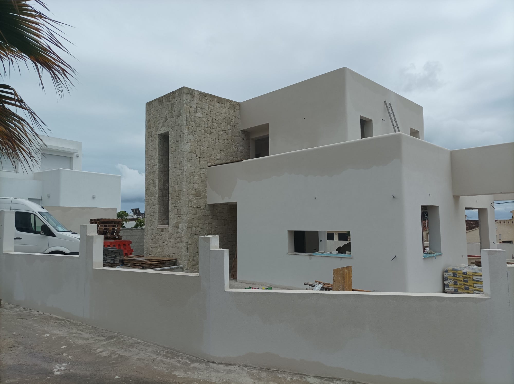 Nieuwbouw villa in Ibiza-stijl te koop in Baladrar Benissa, Costa Blanca
