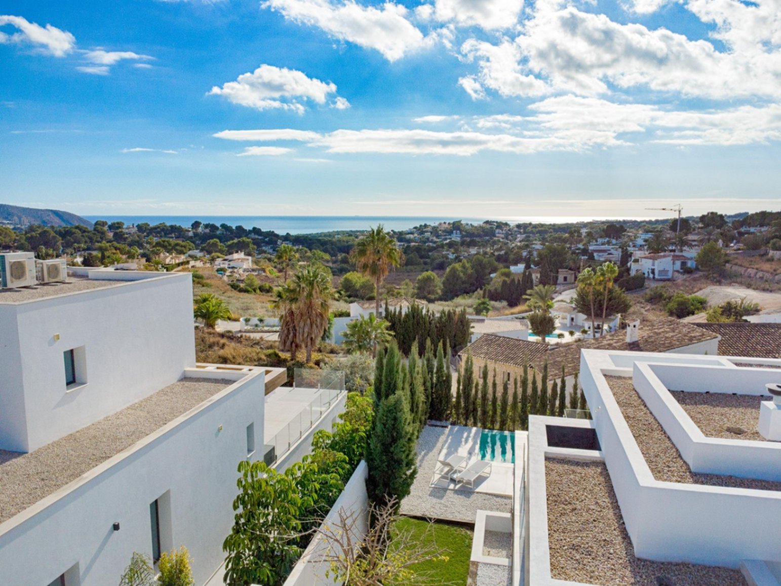 Ibiza stijl villa met uitzicht op zee in Camarrocha Moraira