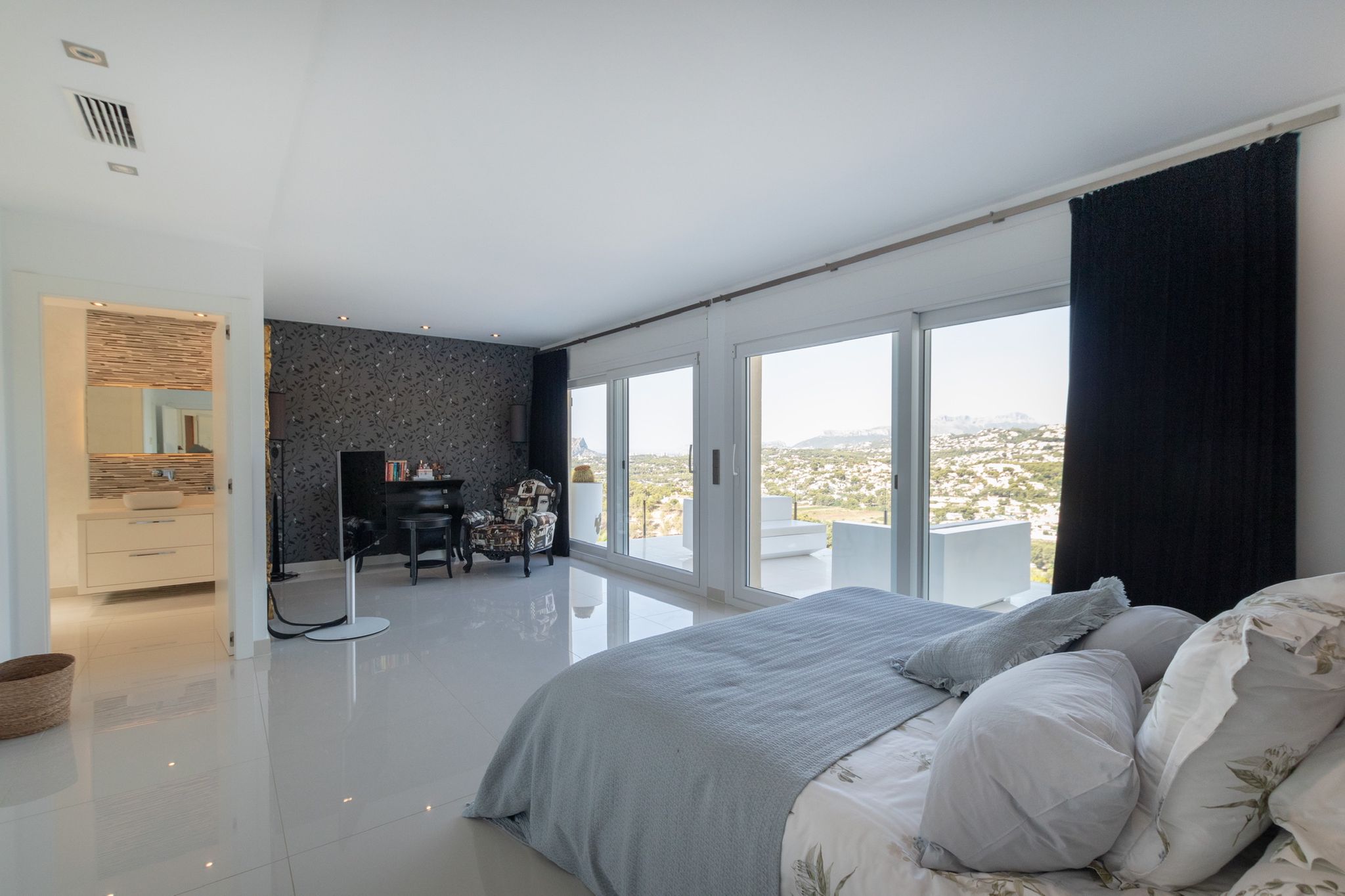 Villa de luxe avec vue sur la mer à Arnella Moraira