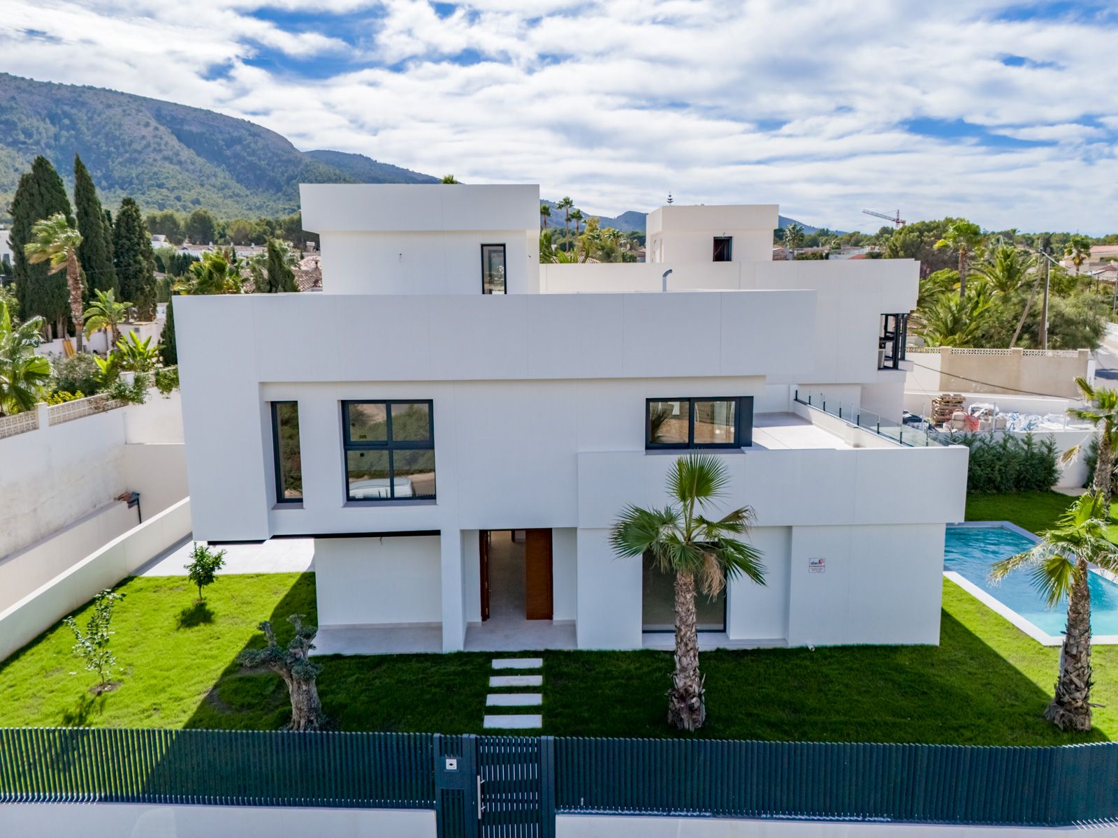 Nieuwbouw villa te koop in Albir, Costa Blanca