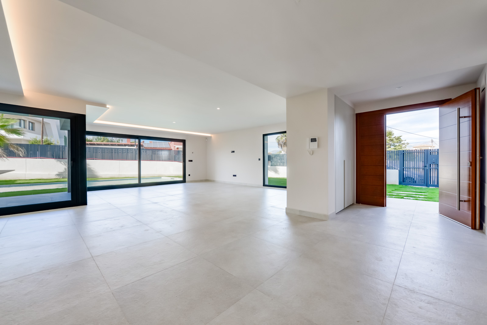 Nieuwbouw villa te koop in Albir, Costa Blanca