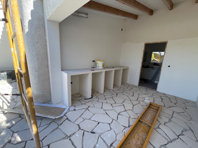 Gerenoveerde villa in Ibiza-stijl te koop in Costera del Mar Moraira, Costa Blanca