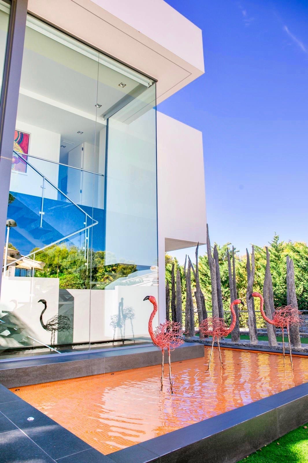 Moderne Villa mit Meerblick zum Verkauf in Moraira