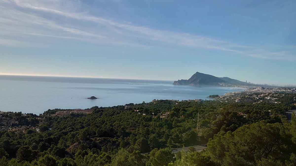 Plot with sea views for sale in Altea, Costa Blanca