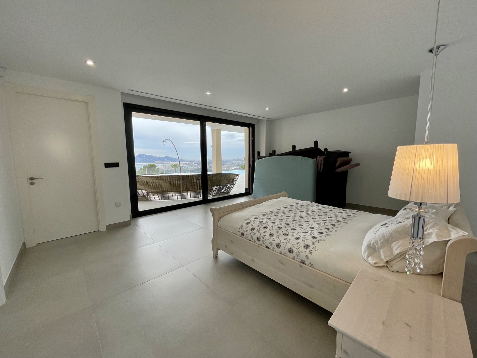 Moderne villa in mediterrane stijl met uitzicht op zee te koop in Sierra Altea, Costa Blanca