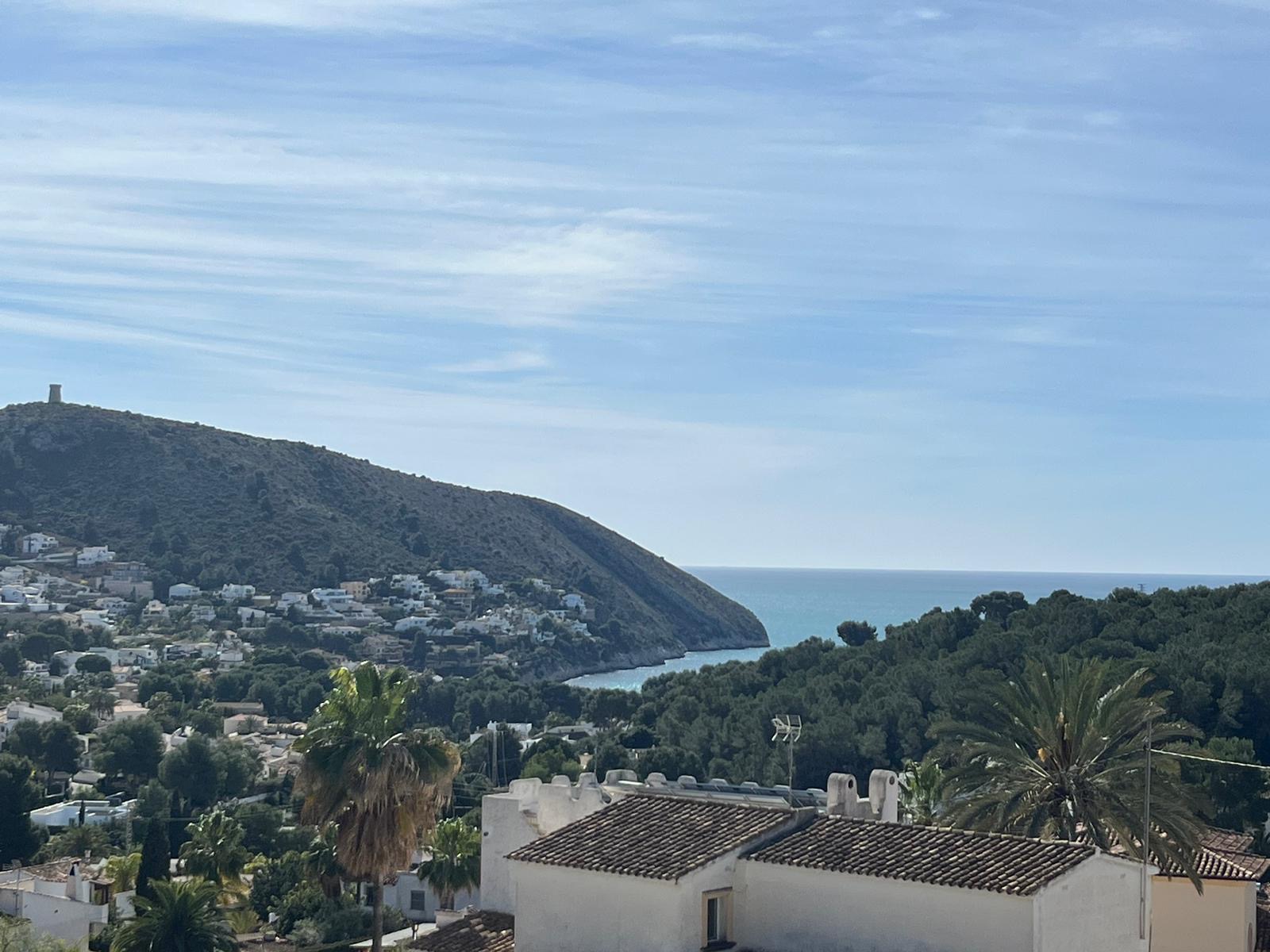 Villa de style moderne avec vue sur la mer à Costera del Mar Moraira